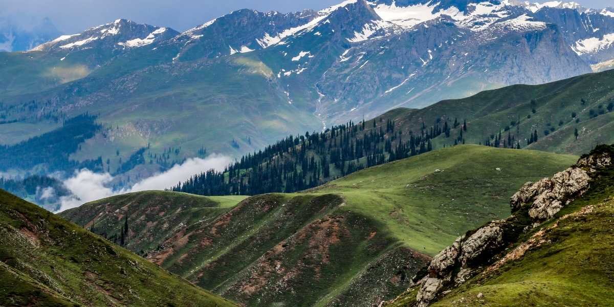 Visit in Northern Pakistan with a Rented Car